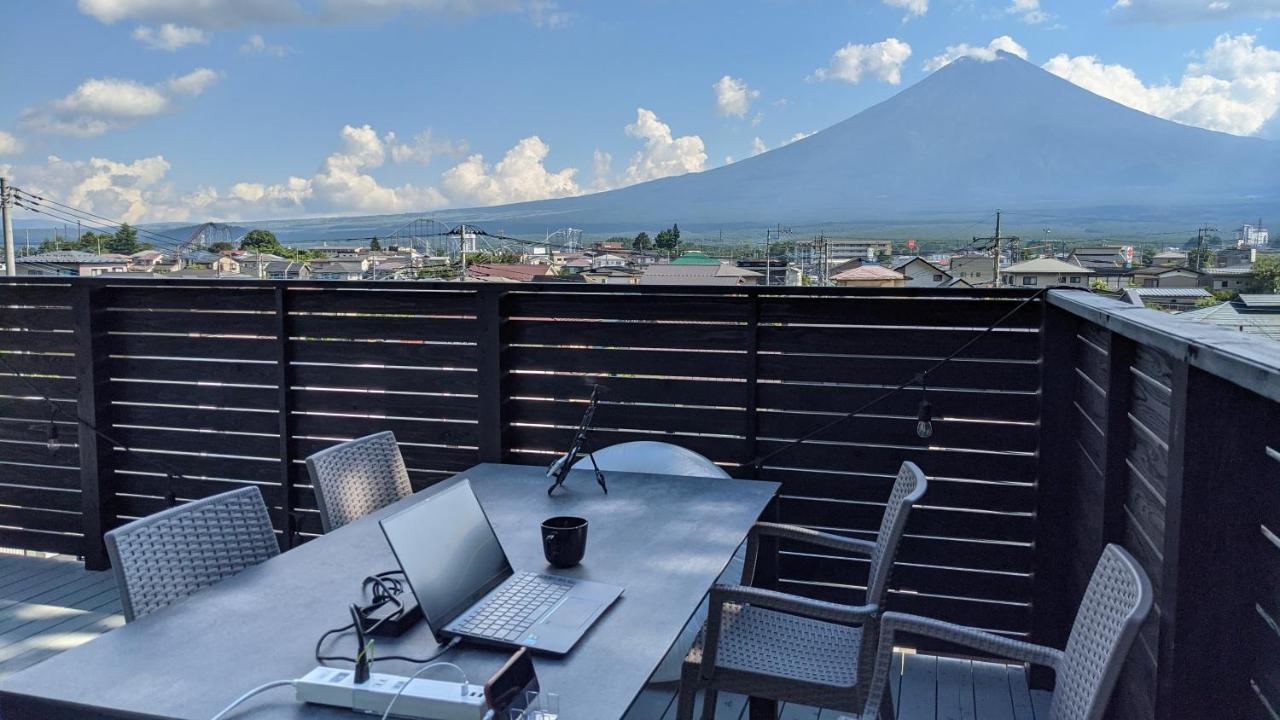 Mount Fuji Panorama Glamping Guest House ฟูจิคาวากุจิโกะ ภายนอก รูปภาพ