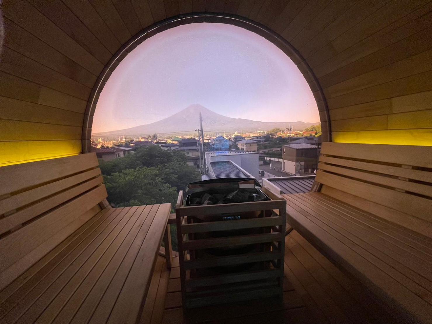 Mount Fuji Panorama Glamping Guest House ฟูจิคาวากุจิโกะ ภายนอก รูปภาพ